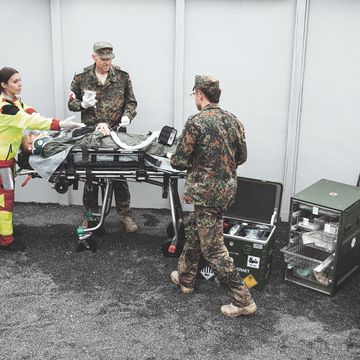Fältsjukhus och katastrofmedicin Fältsjukhus och katastrofmedicin