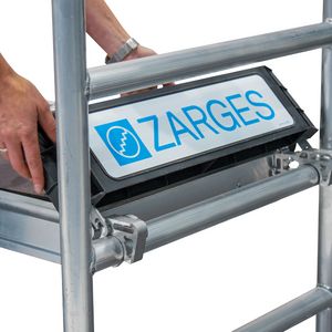 Szabadalmaztatott bokaléc egység: Gyorsan elhelyezhető és rögzíthető.